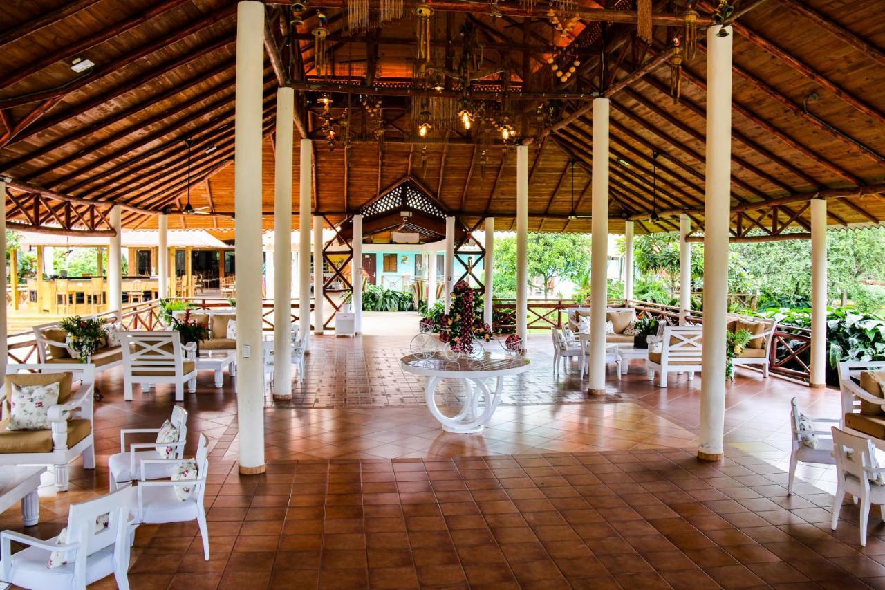 Deluxe Suites Guacamayos - Eco-Lodge & Swimming Pool Bonao 외부 사진