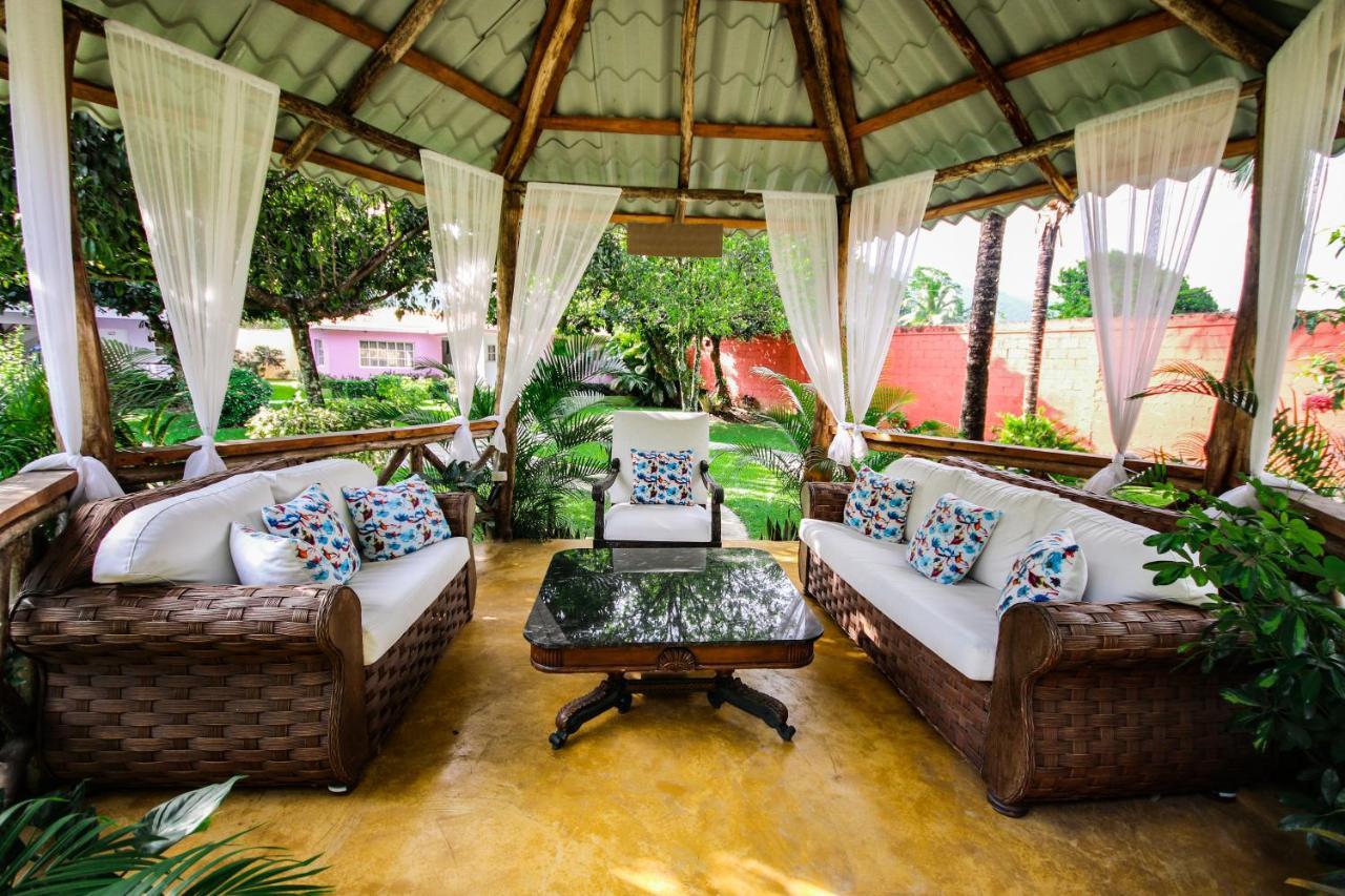Deluxe Suites Guacamayos - Eco-Lodge & Swimming Pool Bonao 외부 사진
