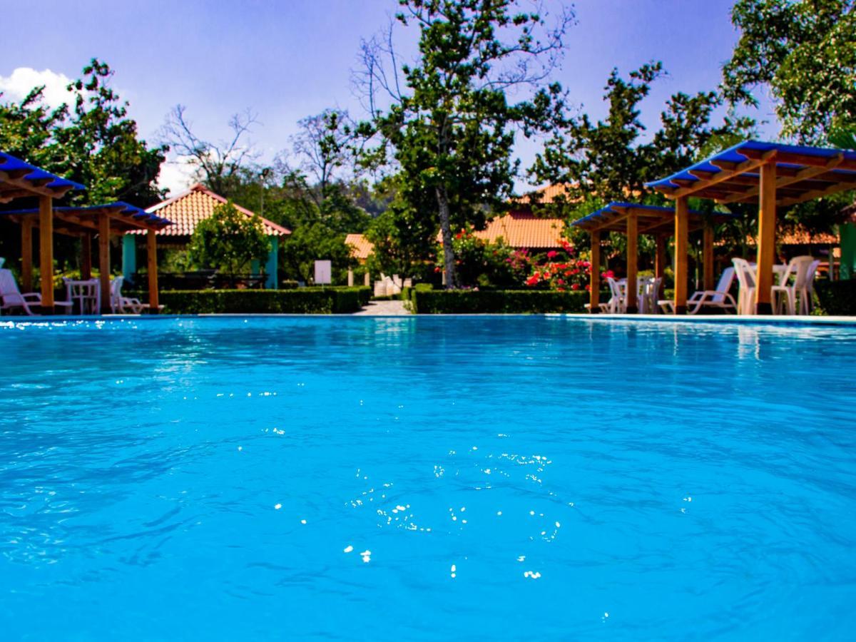 Deluxe Suites Guacamayos - Eco-Lodge & Swimming Pool Bonao 외부 사진