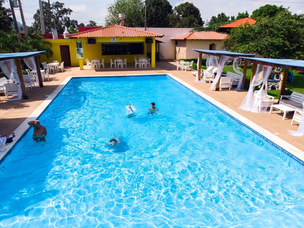 Deluxe Suites Guacamayos - Eco-Lodge & Swimming Pool Bonao 외부 사진