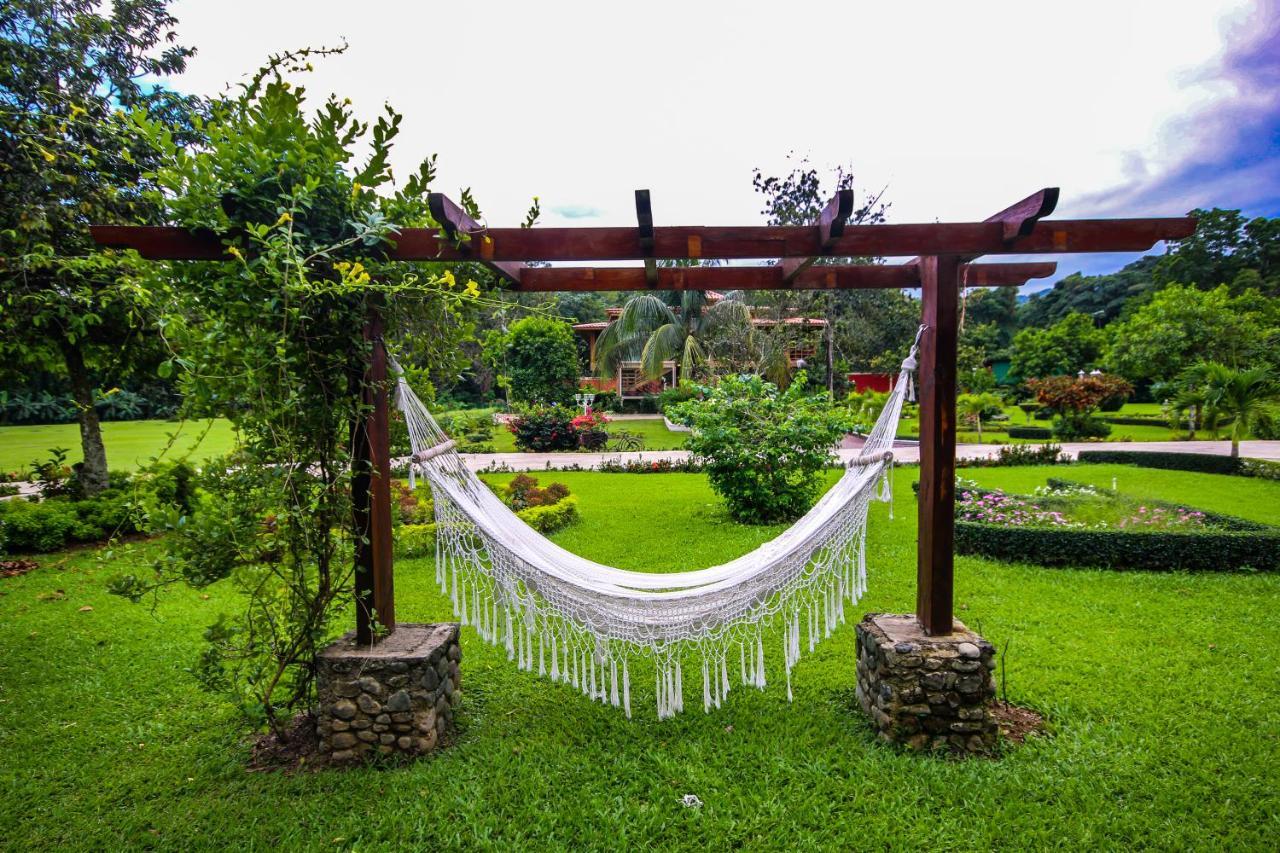 Deluxe Suites Guacamayos - Eco-Lodge & Swimming Pool Bonao 외부 사진