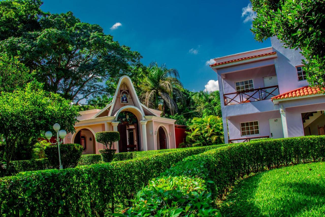 Deluxe Suites Guacamayos - Eco-Lodge & Swimming Pool Bonao 외부 사진