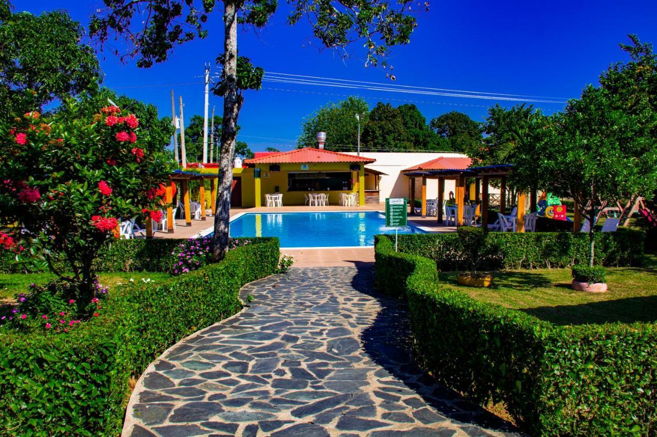 Deluxe Suites Guacamayos - Eco-Lodge & Swimming Pool Bonao 외부 사진