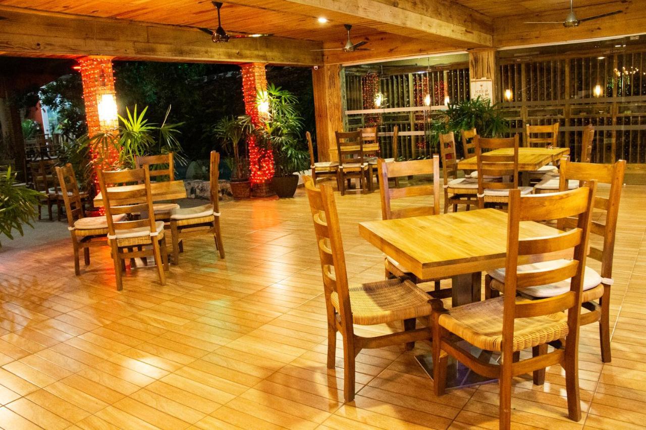 Deluxe Suites Guacamayos - Eco-Lodge & Swimming Pool Bonao 외부 사진